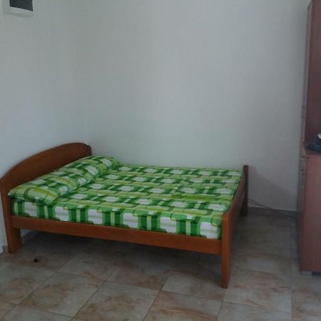 Mona&Mike Apartments 티바트 외부 사진